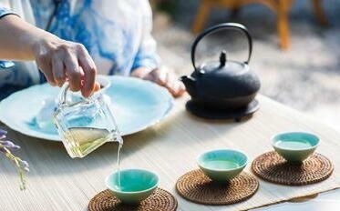 茶饮助力，轻松度过特殊时期